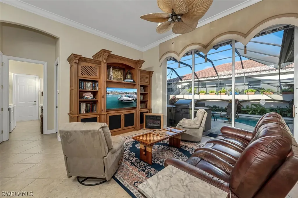 1443 Via Portofino Naples FL 34108