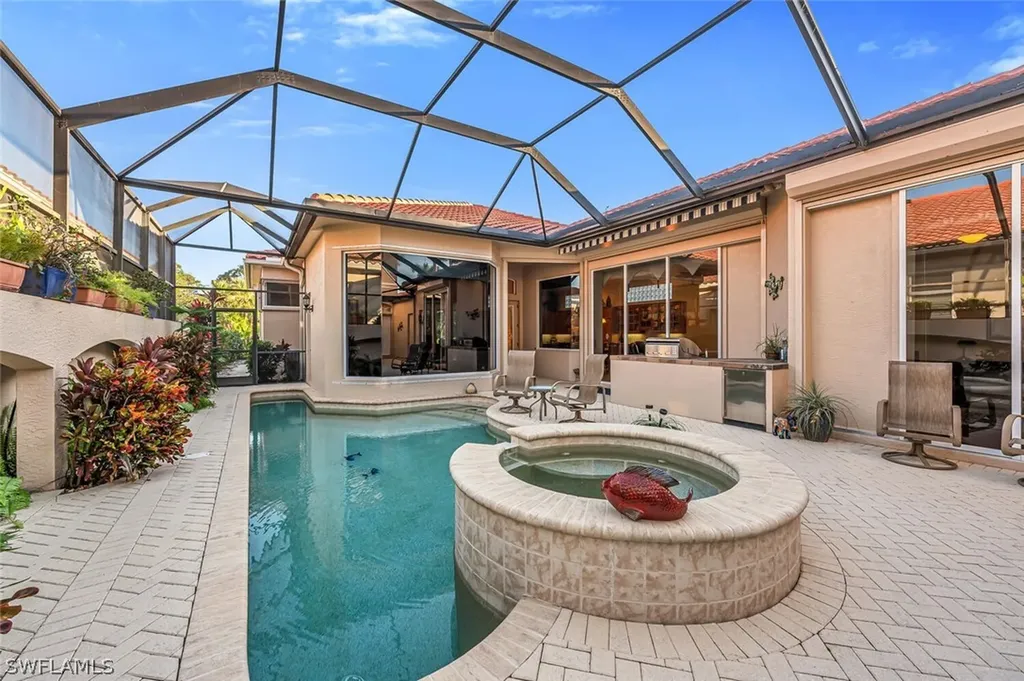 1443 Via Portofino Naples FL 34108
