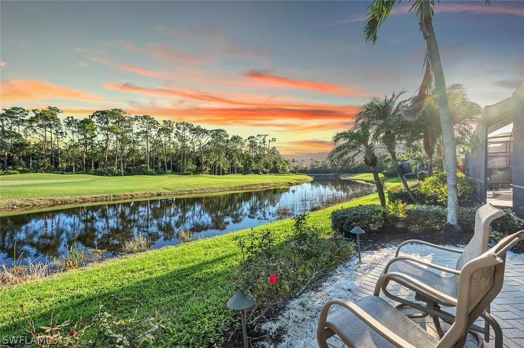 1443 Via Portofino Naples FL 34108