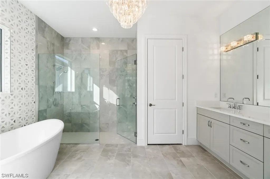 6164 Rodney Bay Lane Naples FL 34113