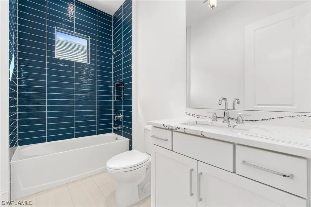 6164 Rodney Bay Lane Naples FL 34113