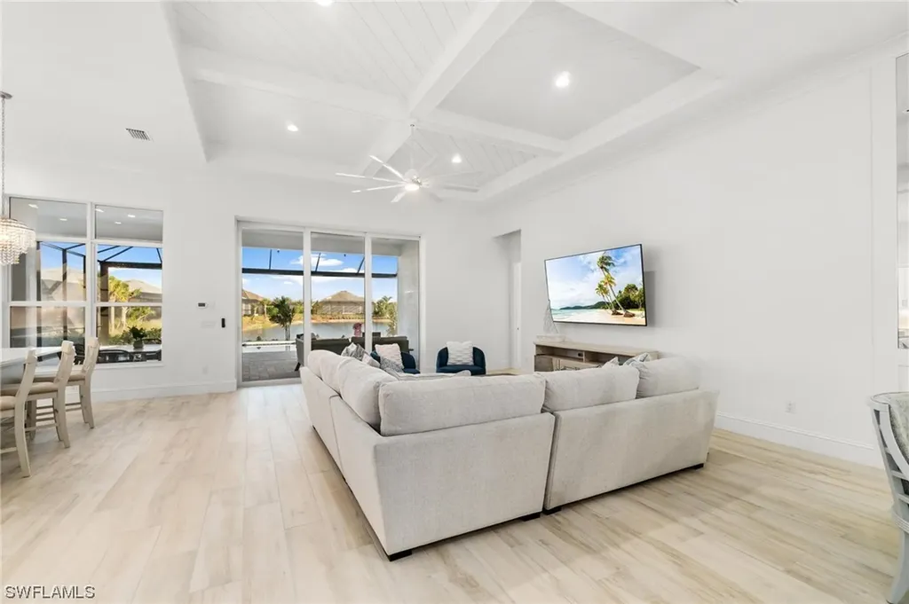 6164 Rodney Bay Lane Naples FL 34113