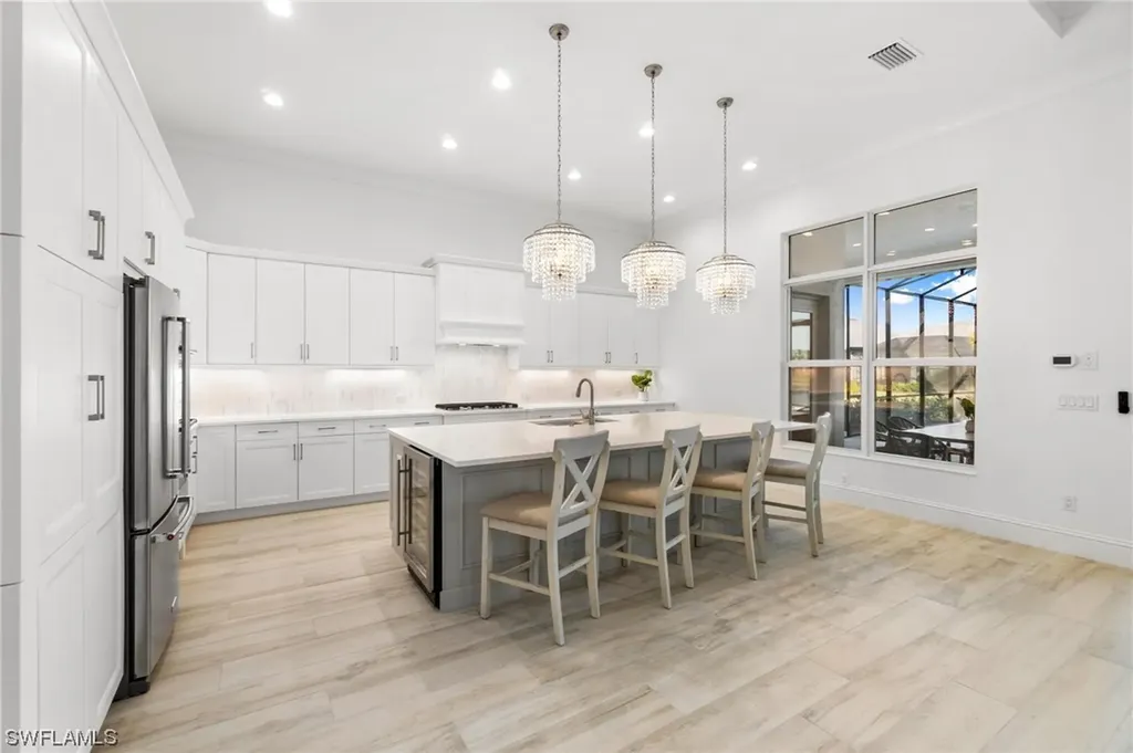 6164 Rodney Bay Lane Naples FL 34113