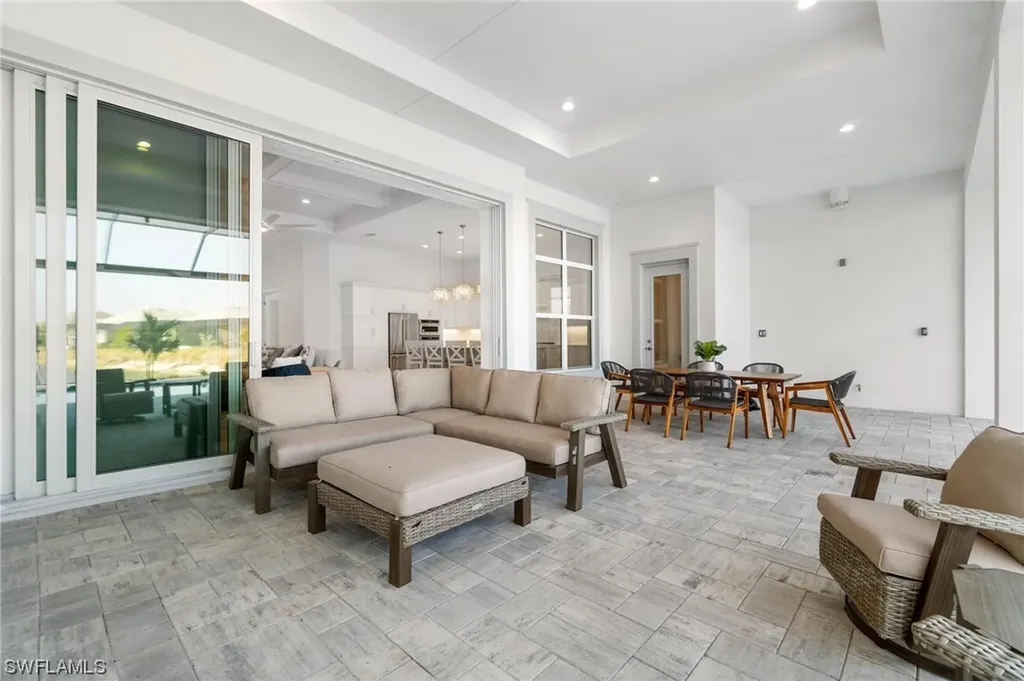 6164 Rodney Bay Lane Naples FL 34113