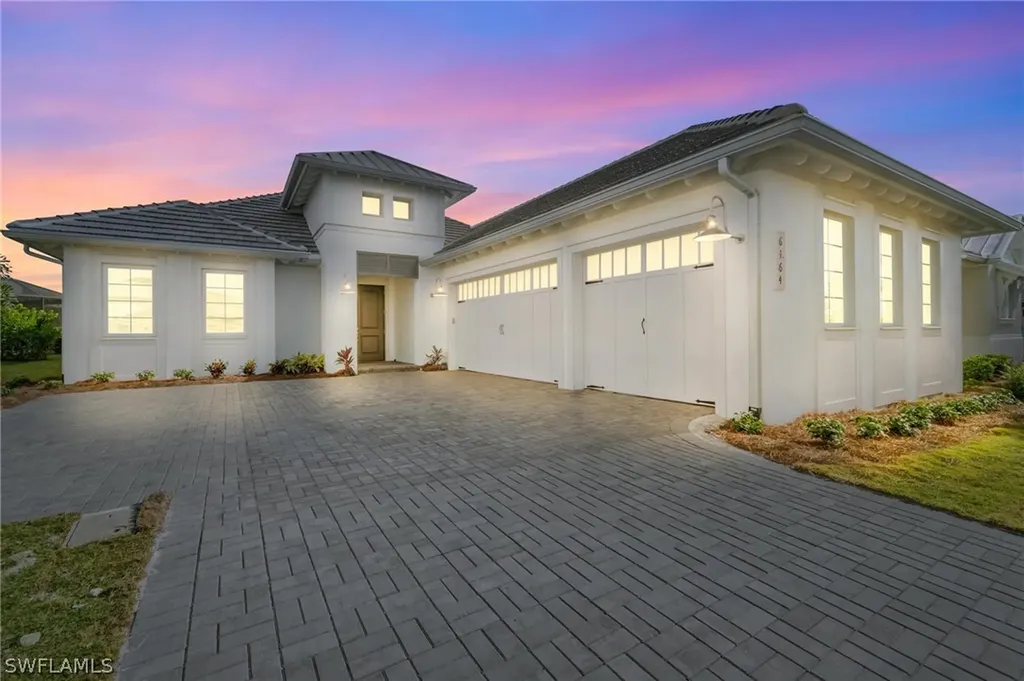 6164 Rodney Bay Lane Naples FL 34113