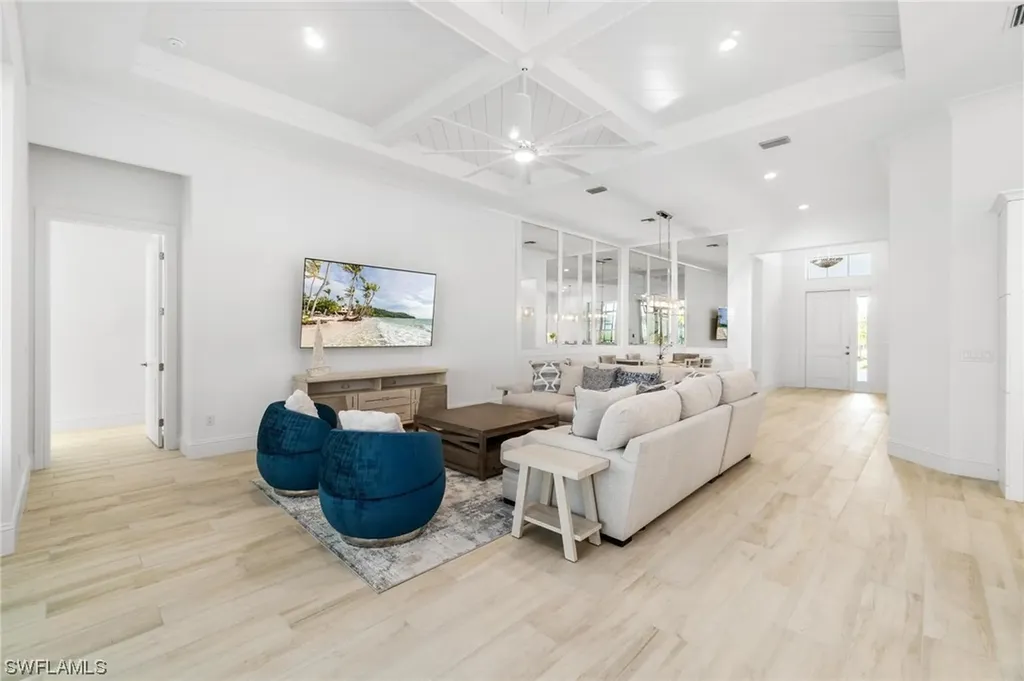 6164 Rodney Bay Lane Naples FL 34113