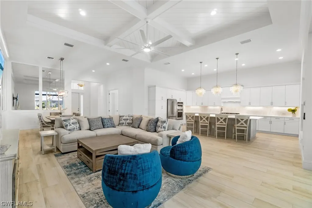 6164 Rodney Bay Lane Naples FL 34113