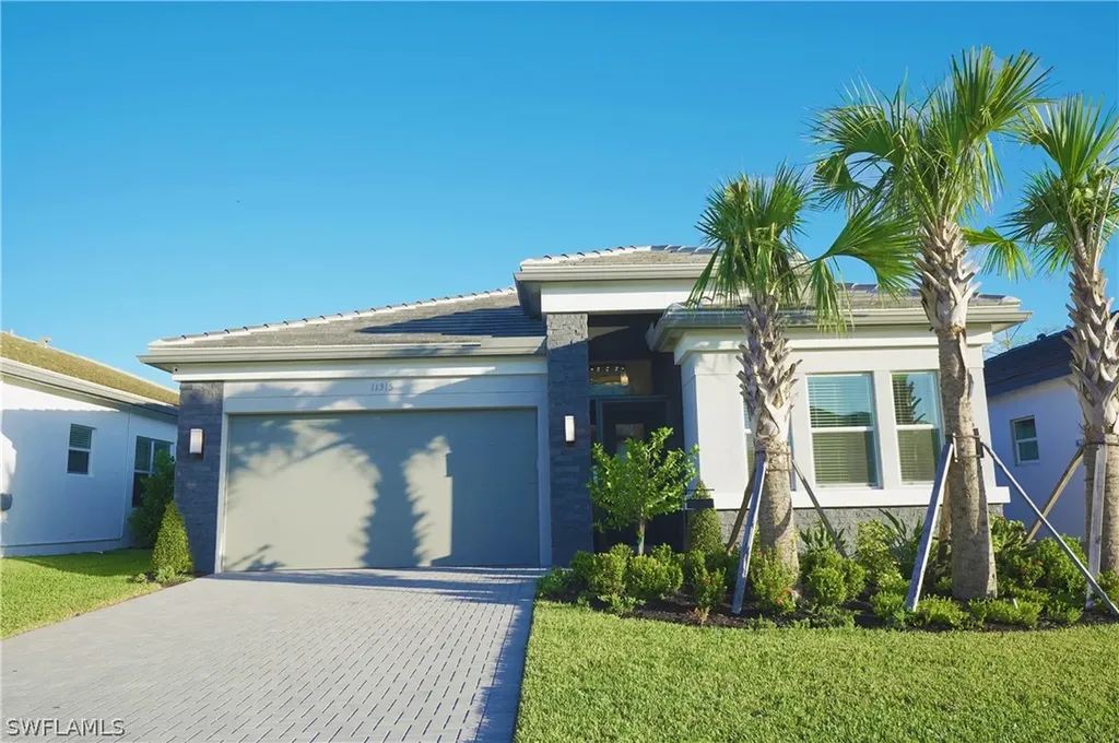 11315 Jacaranda Drive Naples FL 34120