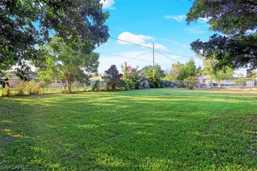 27936 Lance Drive Bonita Springs FL 34135