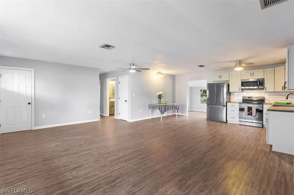 27936 Lance Drive Bonita Springs FL 34135