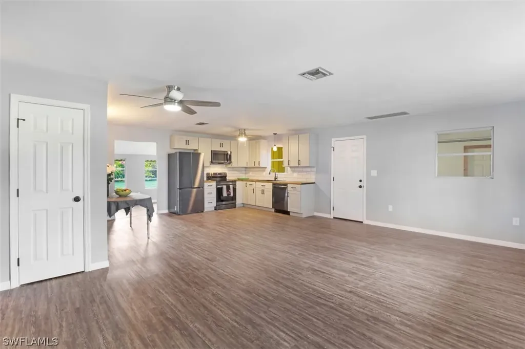 27936 Lance Drive Bonita Springs FL 34135