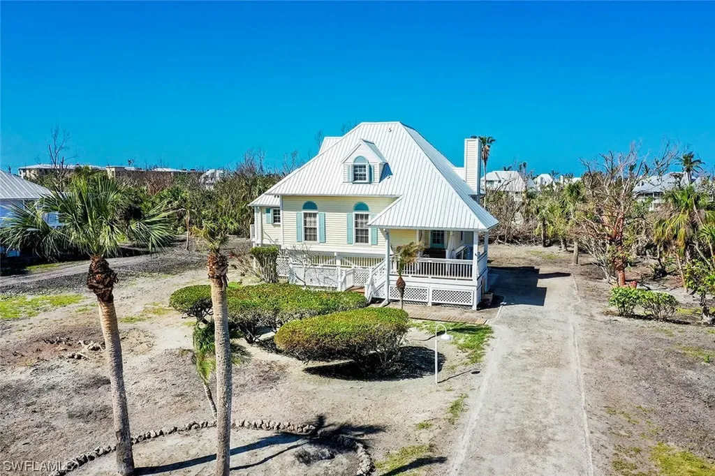 251 Christofer Court Sanibel FL 33957