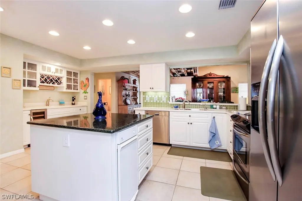 251 Christofer Court Sanibel FL 33957