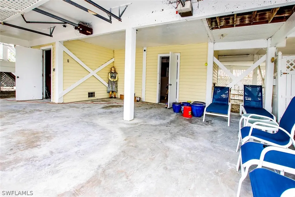 251 Christofer Court Sanibel FL 33957