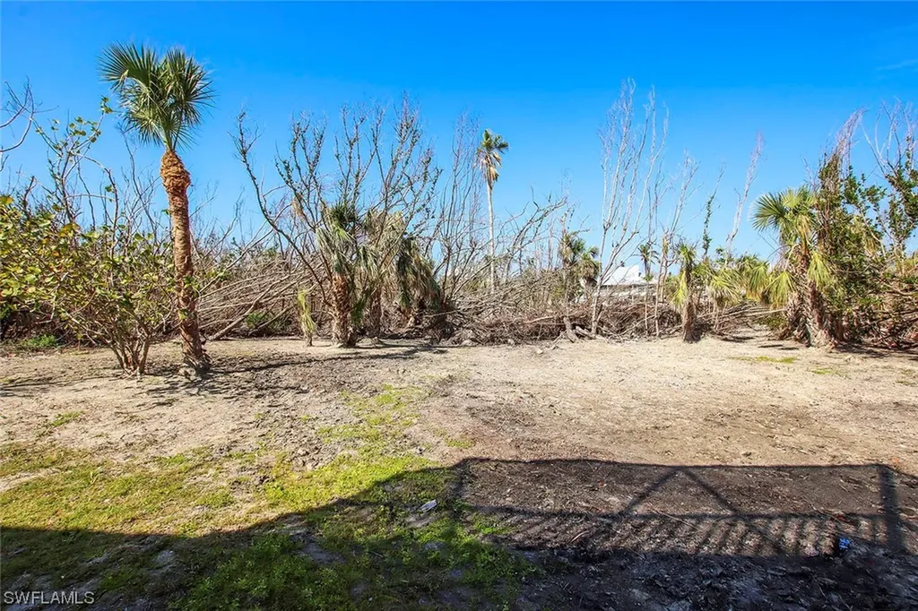 251 Christofer Court Sanibel FL 33957