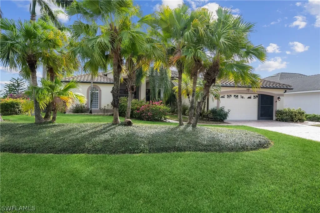 108 Newport Cay Naples FL 34114
