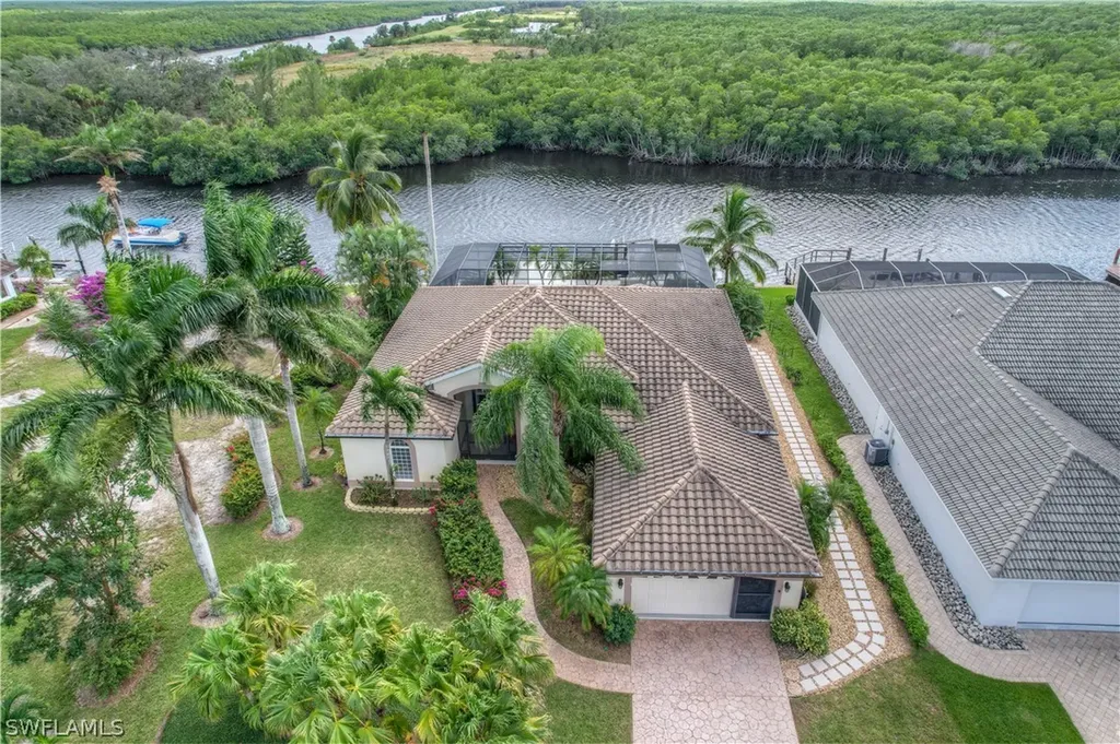 108 Newport Cay Naples FL 34114