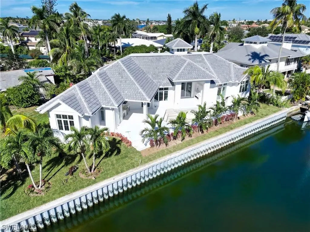 1675 Mullet Court Naples FL 34102