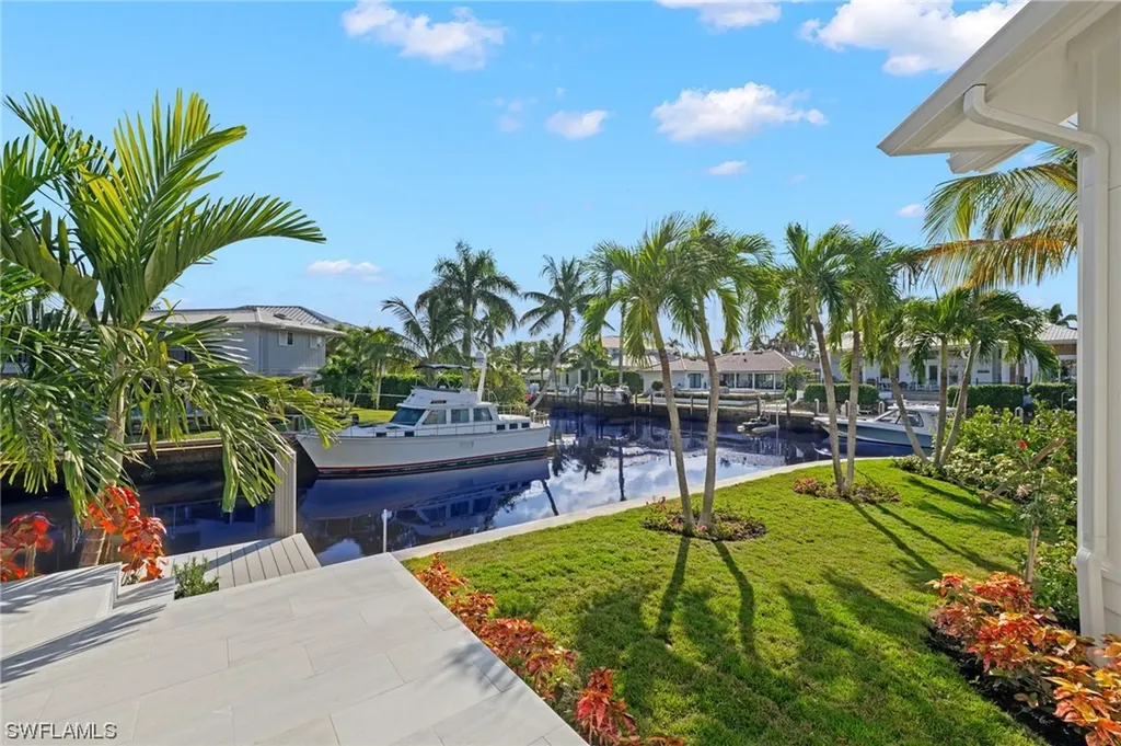 1675 Mullet Court Naples FL 34102