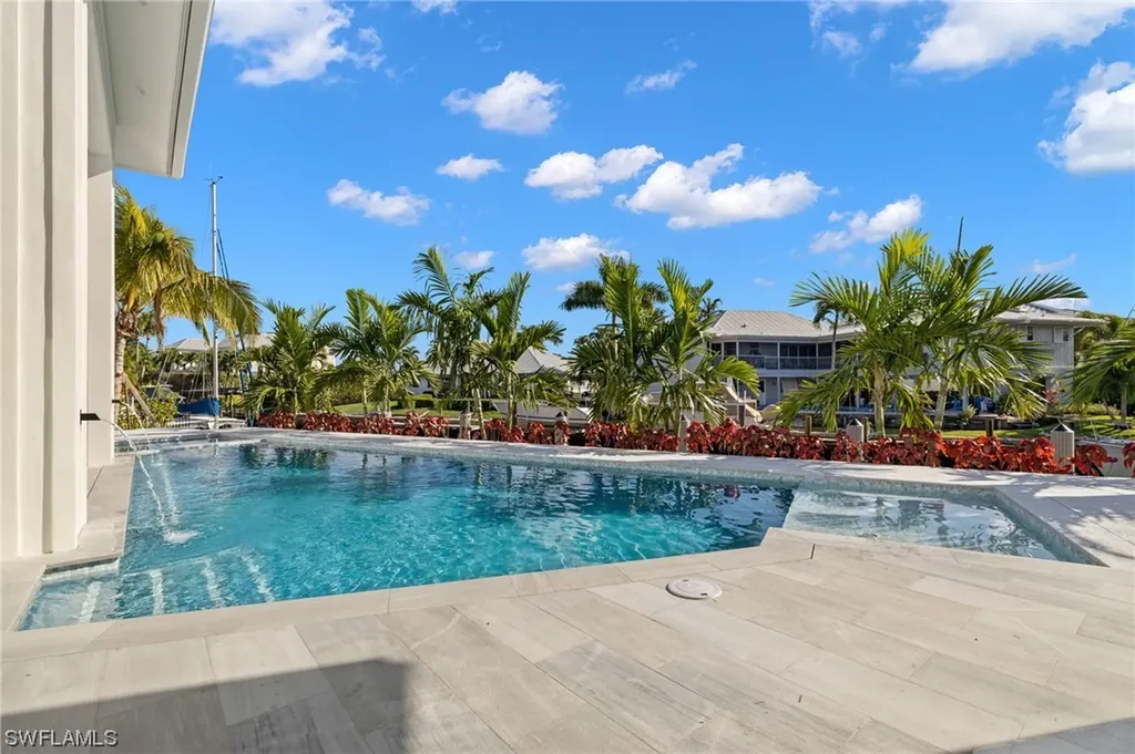 1675 Mullet Court Naples FL 34102