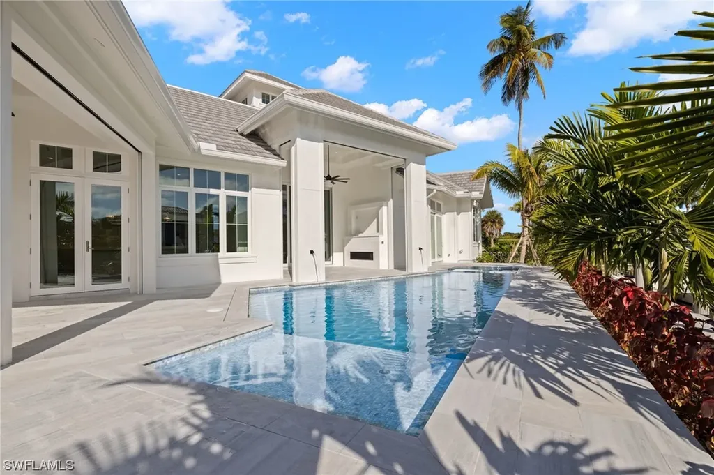 1675 Mullet Court Naples FL 34102
