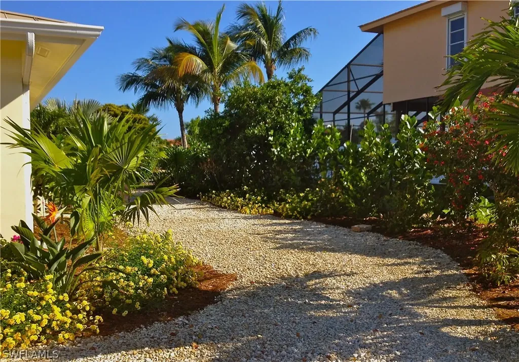 750 Sand Dollar Drive Sanibel FL 33957