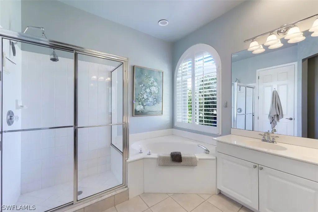 1575 Clermont Drive Naples FL 34109