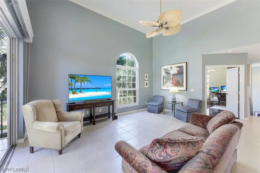 1575 Clermont Drive Naples FL 34109