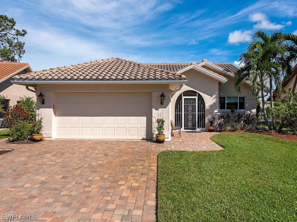 Naples FL, 275 Kings Way