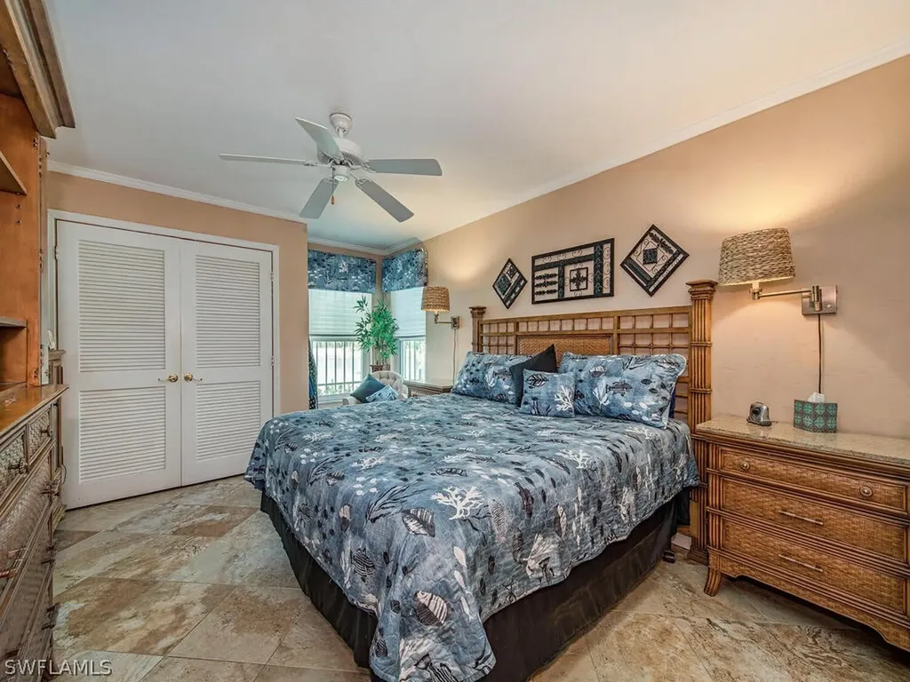 275 Kings Way Naples FL 34104