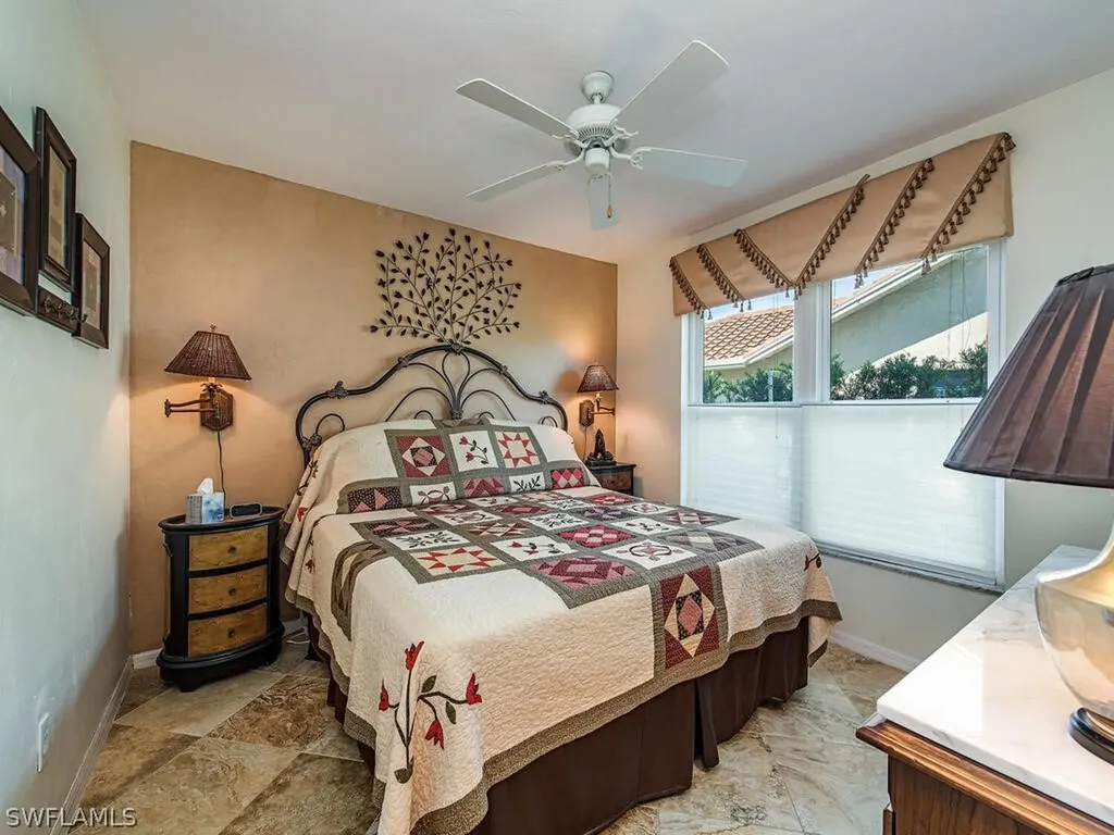 275 Kings Way Naples FL 34104