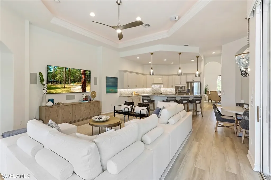8871 Shenendoah Circle Naples FL 34113