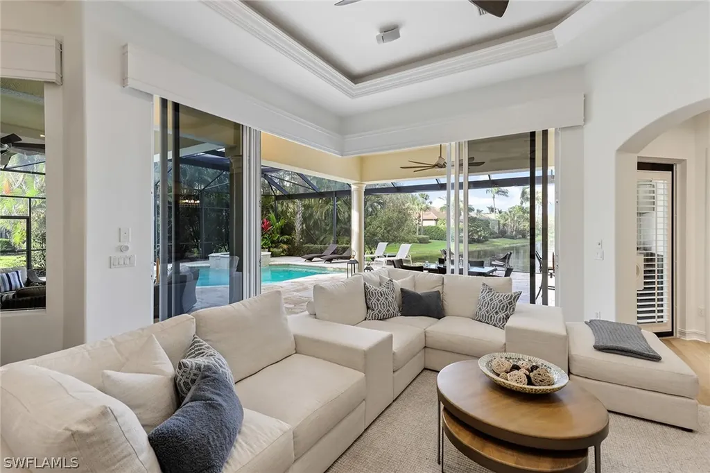 8871 Shenendoah Circle Naples FL 34113