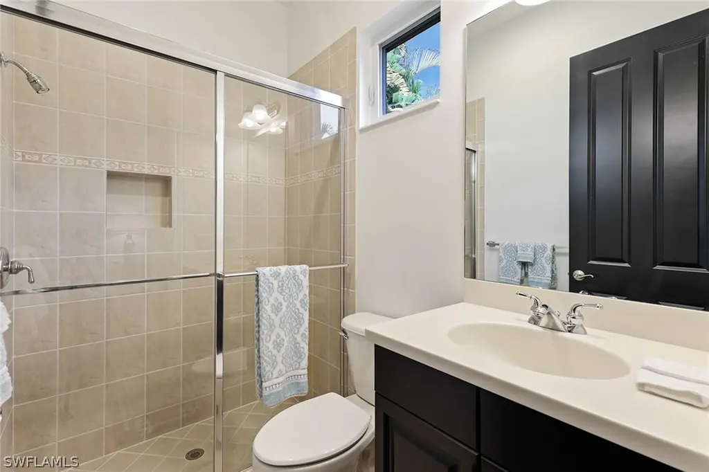 8871 Shenendoah Circle Naples FL 34113