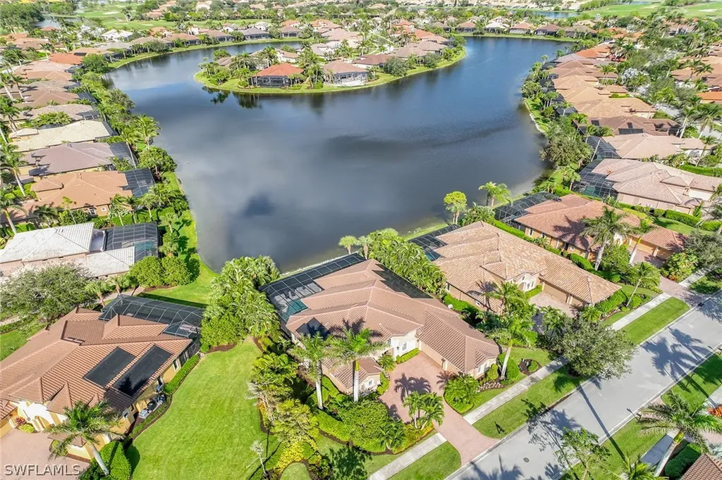 8871 Shenendoah Circle Naples FL 34113