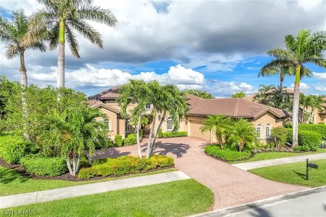 8871 Shenendoah Circle Naples FL 34113