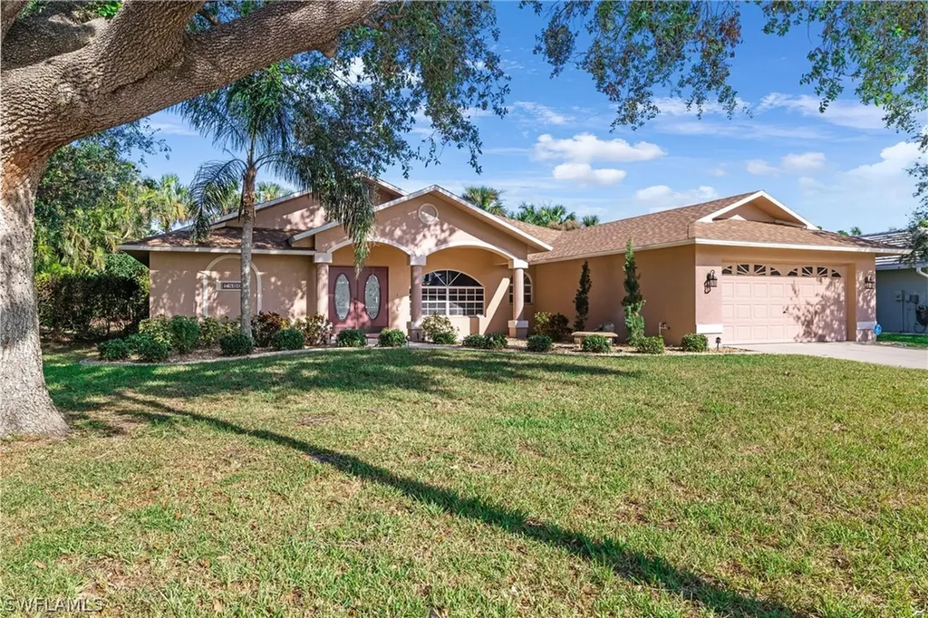 7800 Woodland Bend Circle Fort Myers FL 33912