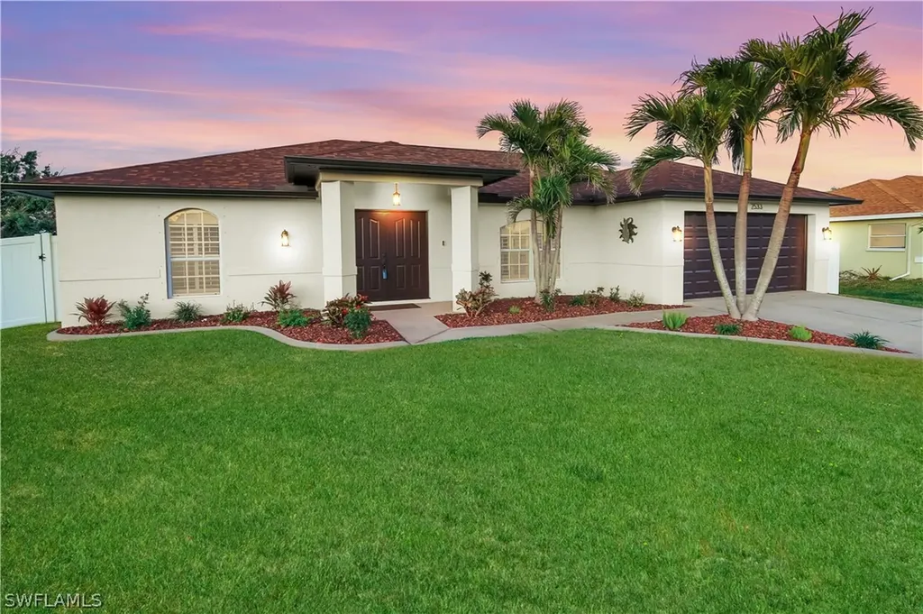 2533 SW 32nd Lane Cape Coral FL 33914