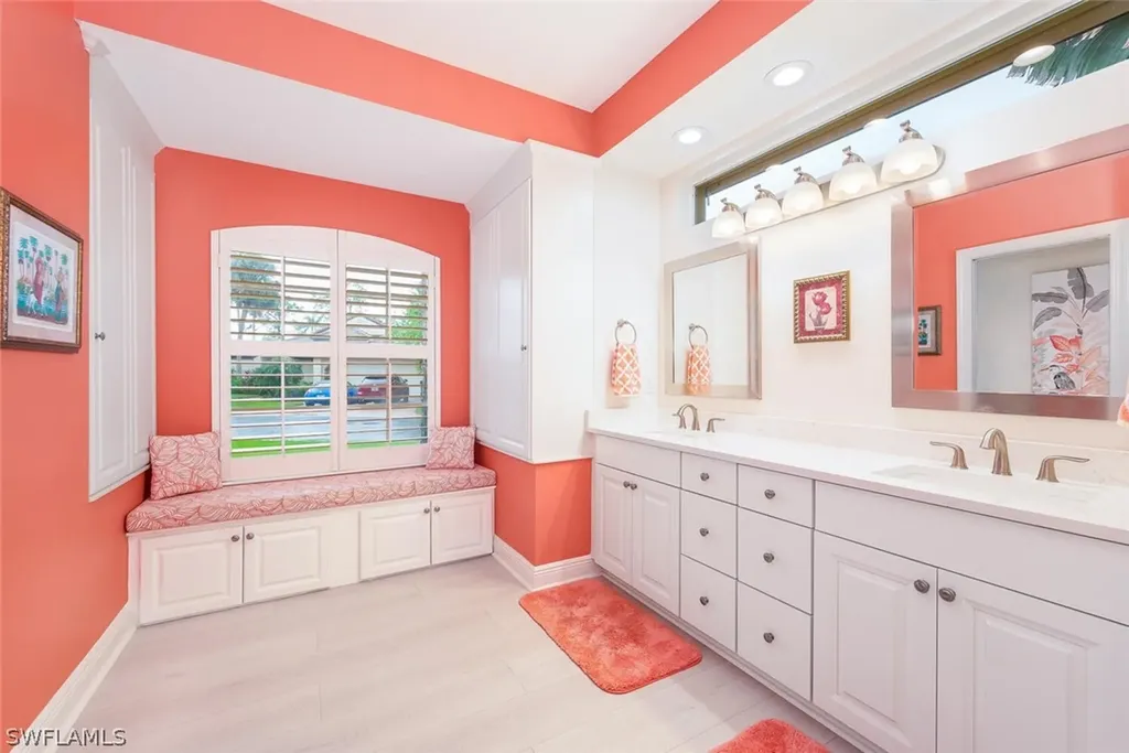 551 Cormorant Cove Naples FL 34113