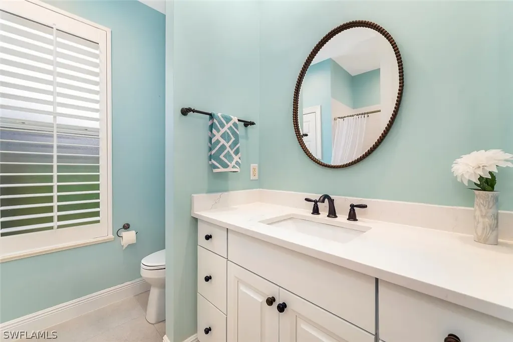 551 Cormorant Cove Naples FL 34113