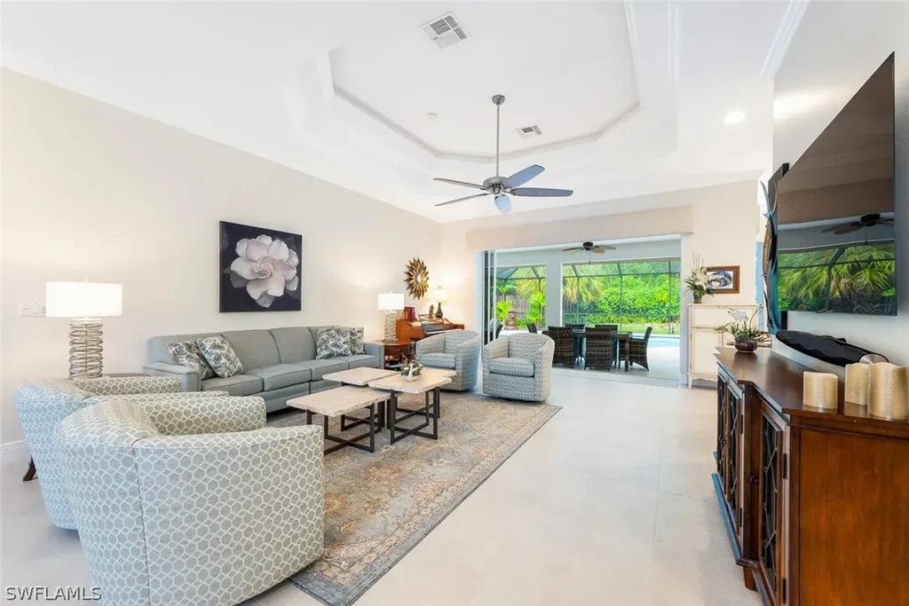 551 Cormorant Cove Naples FL 34113