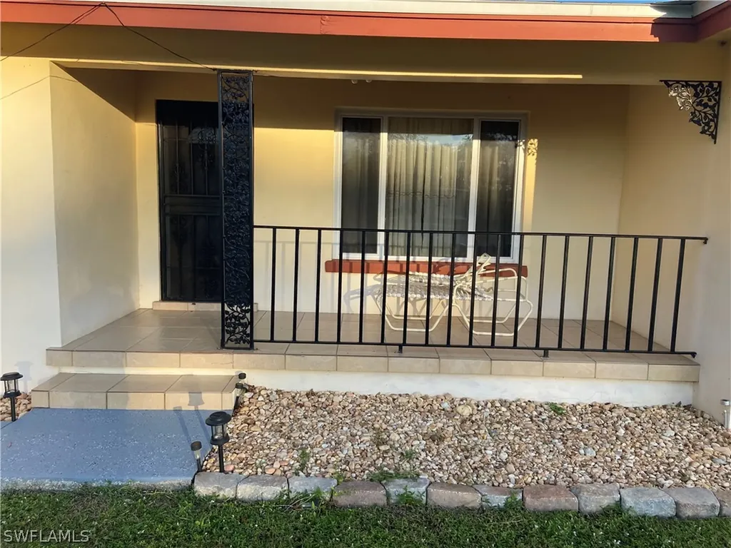 2949 Calvin Boulevard Fort Myers FL 33901