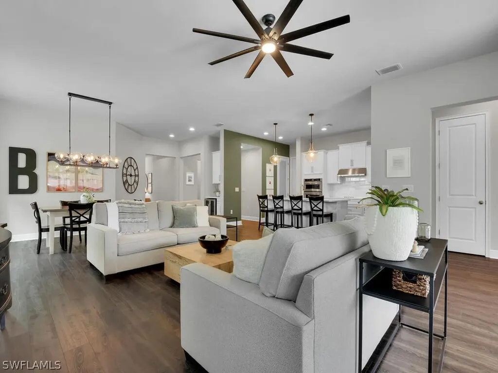 3876 Barque Court Naples FL 34120