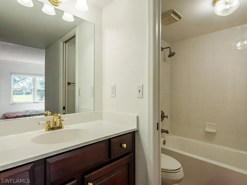 1055 Forest Lakes Drive Naples FL 34105