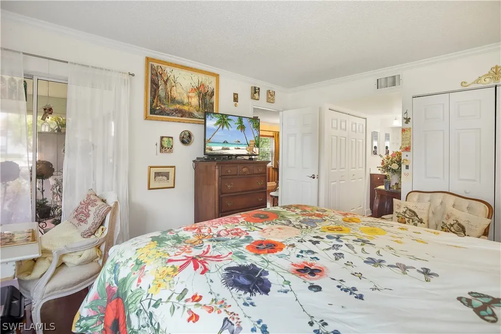 1055 Forest Lakes Drive Naples FL 34105