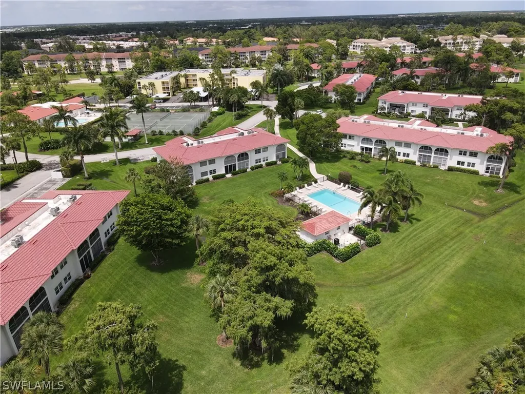 1055 Forest Lakes Drive Naples FL 34105