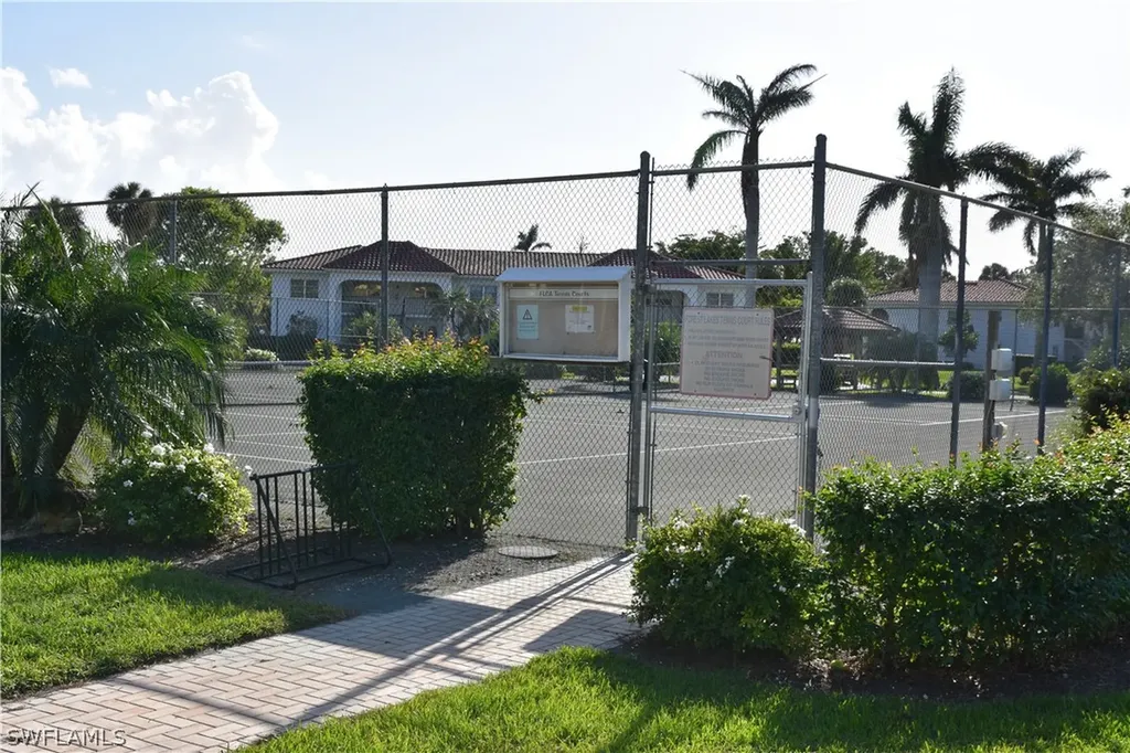 1055 Forest Lakes Drive Naples FL 34105