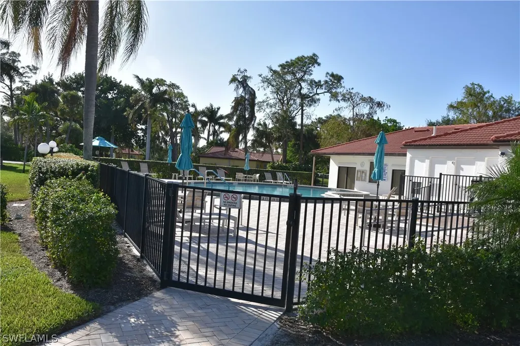 1055 Forest Lakes Drive Naples FL 34105