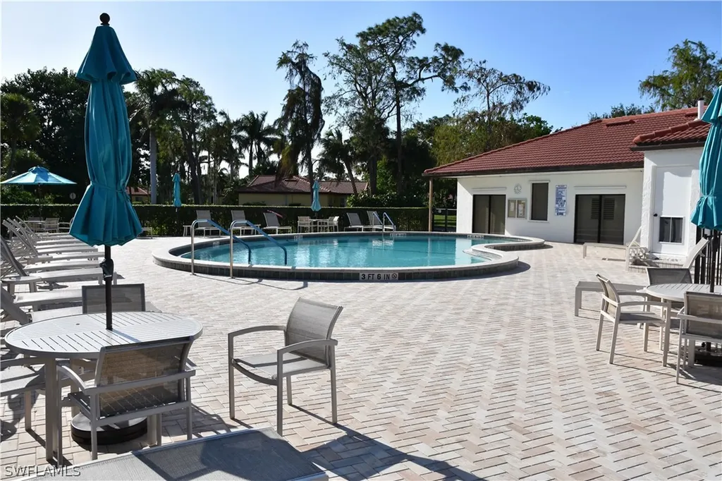 1055 Forest Lakes Drive Naples FL 34105