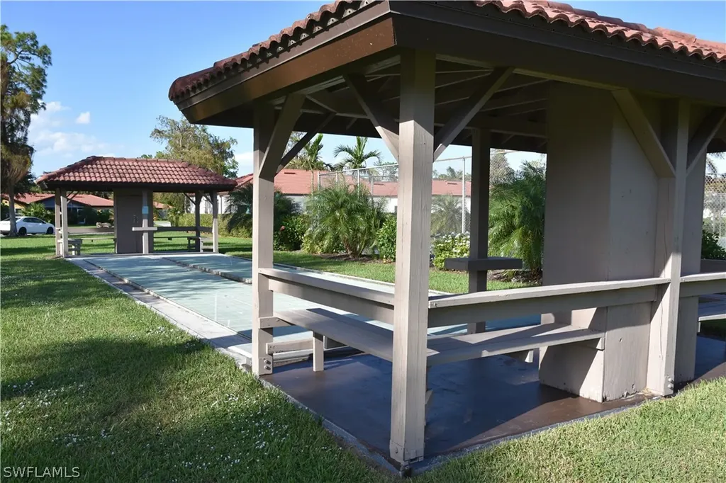 1055 Forest Lakes Drive Naples FL 34105
